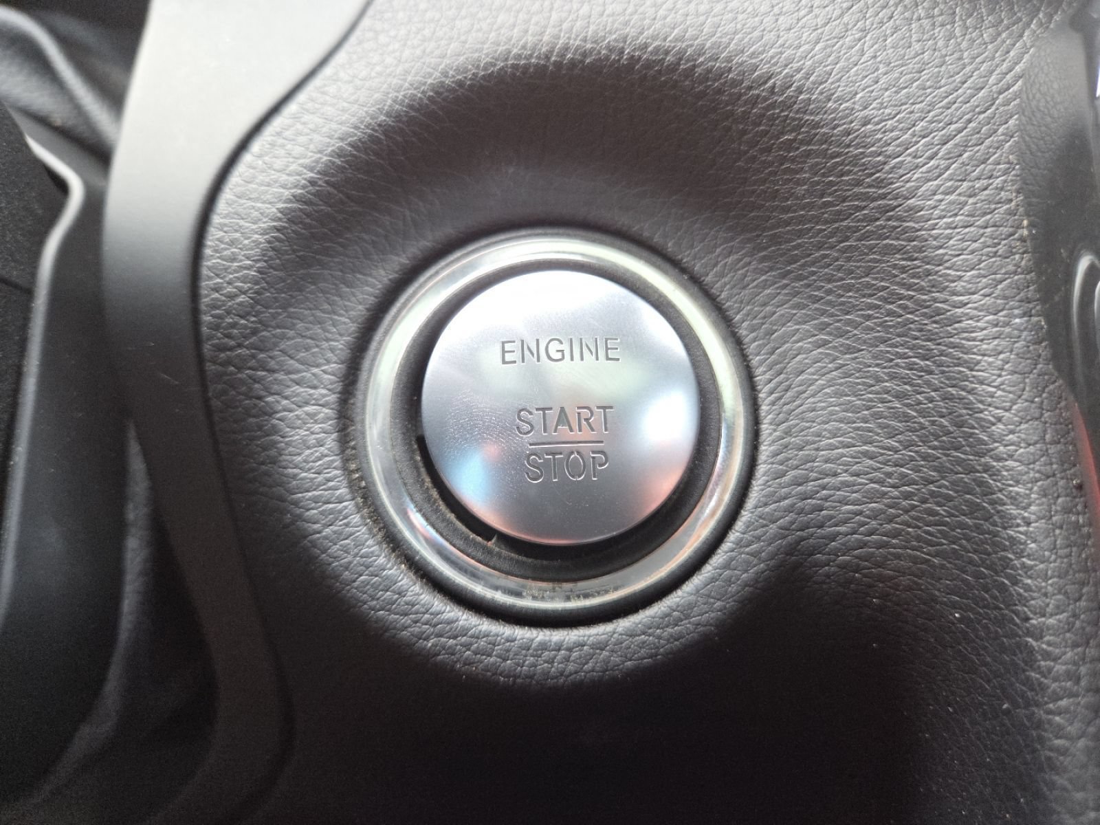 Used 2013 Mercedes-Benz SLK 250 image 7