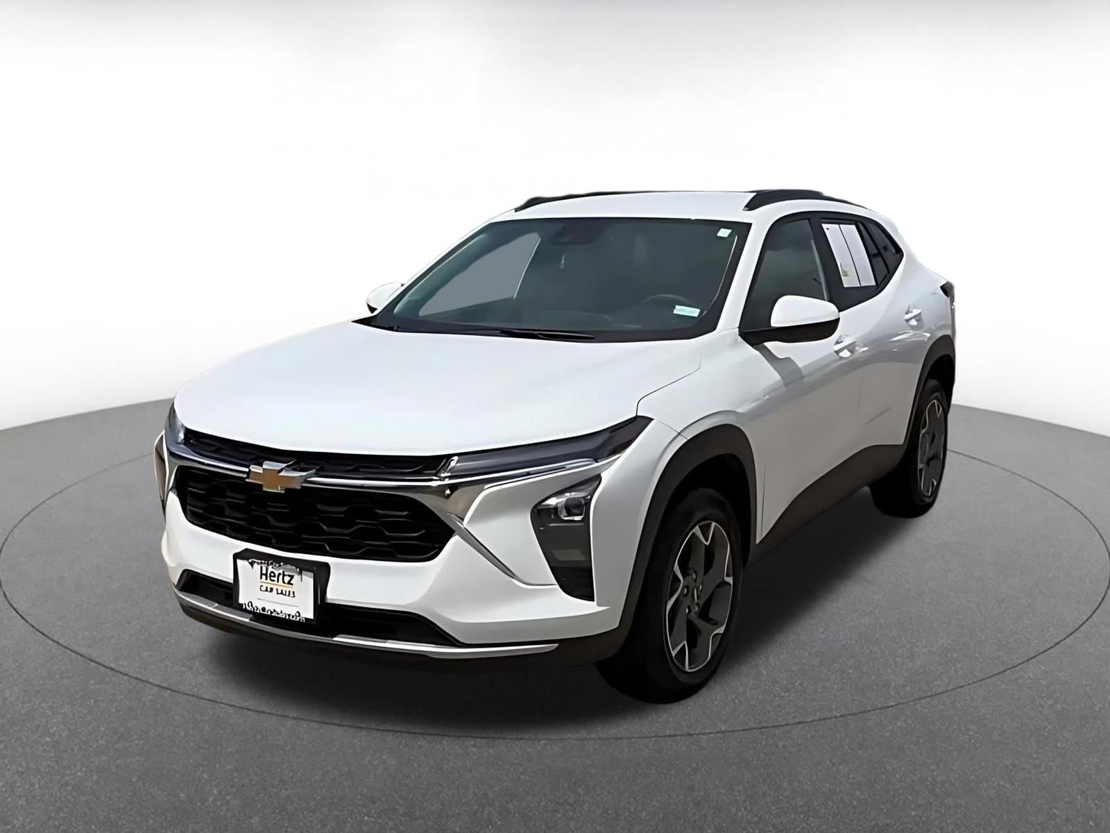 Used 2025 Chevrolet Trax LT FWD image 5