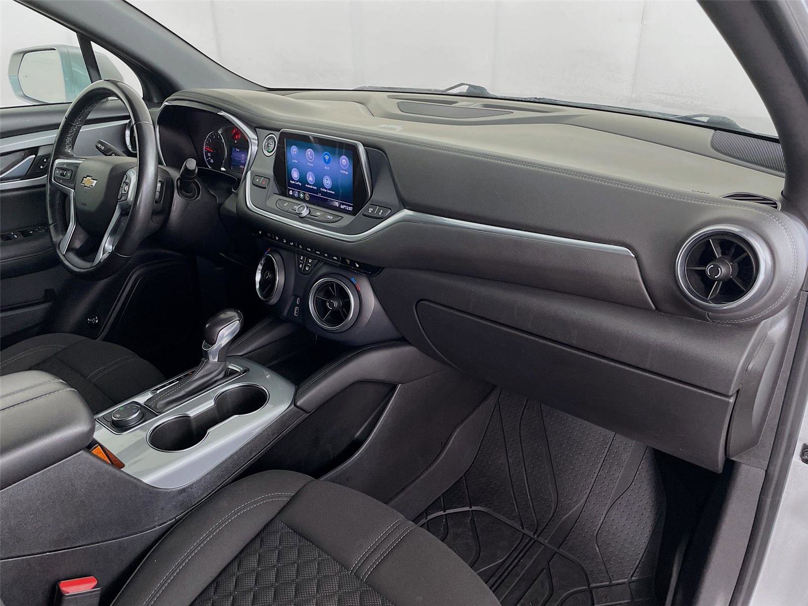 Used 2020 Chevrolet Blazer LT image 30