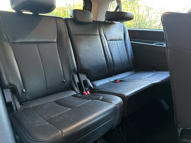 Used 2023 Ford Expedition Max XLT image 33