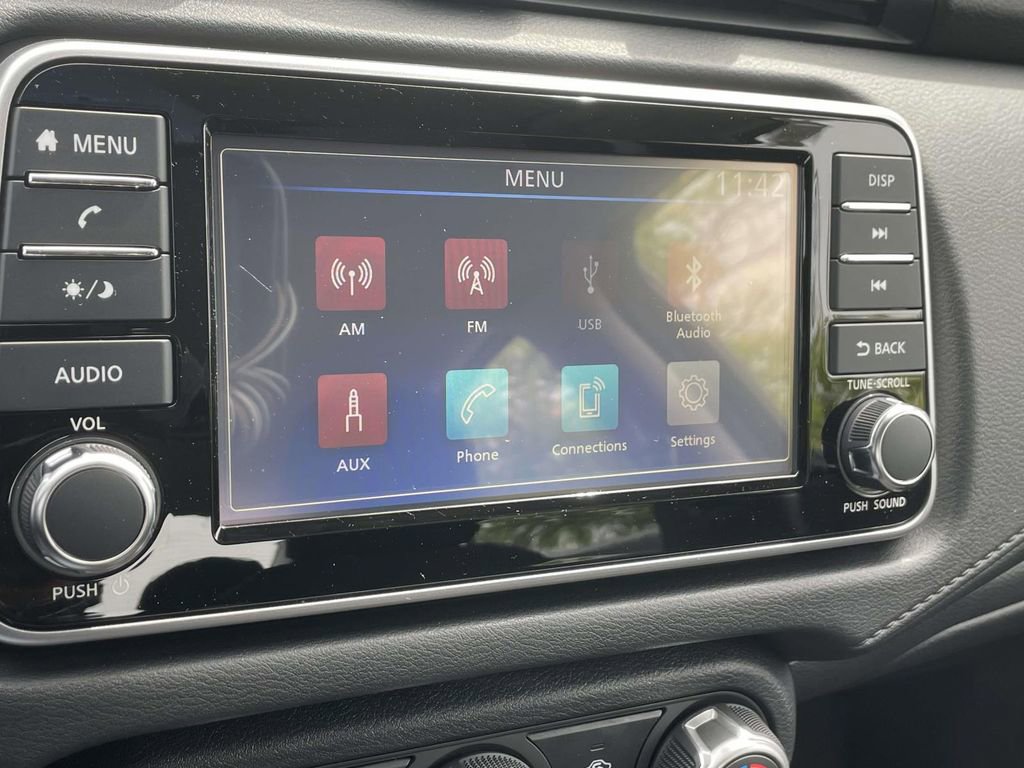 Used 2025 Nissan Versa S w/ S Plus Package image 23