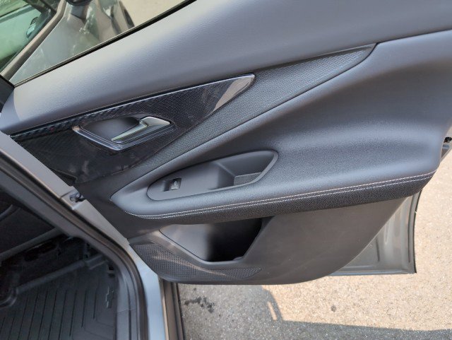 New 2025 Chevrolet Blazer EV LT image 19