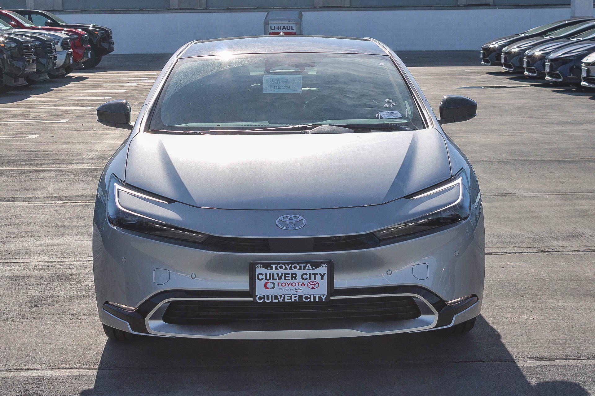 New 2026 Toyota Prius Plug-In Hybrid FWD image 2