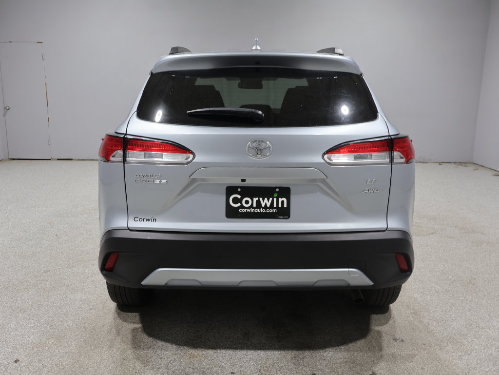 Used 2023 Toyota Corolla Cross LE w/ Moonroof Package AWD/4WD image 3