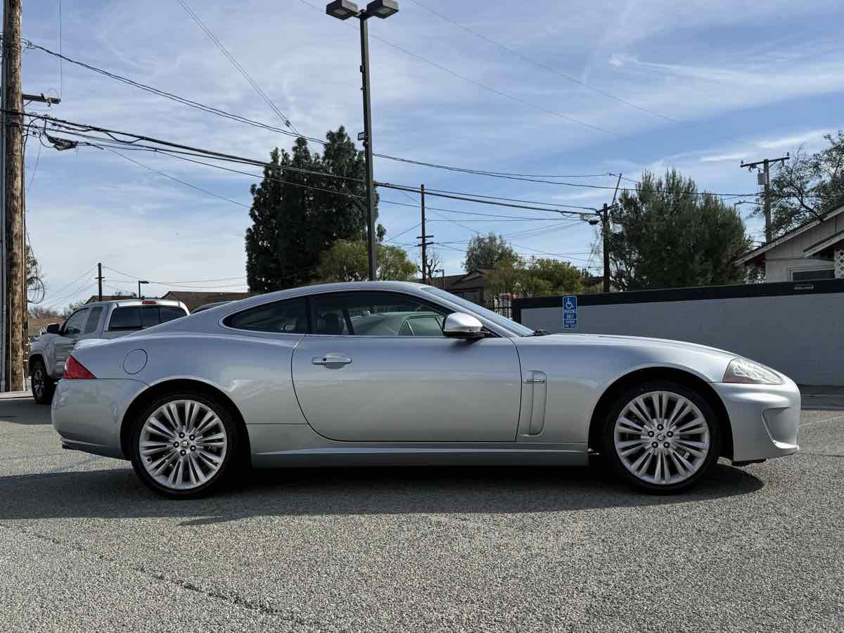 Used 2011 Jaguar XK image 19