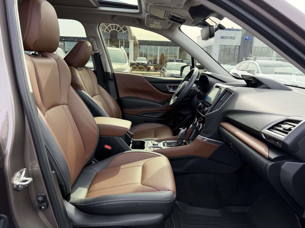 Used 2022 Subaru Forester Touring w/ Popular Package #2 image 12