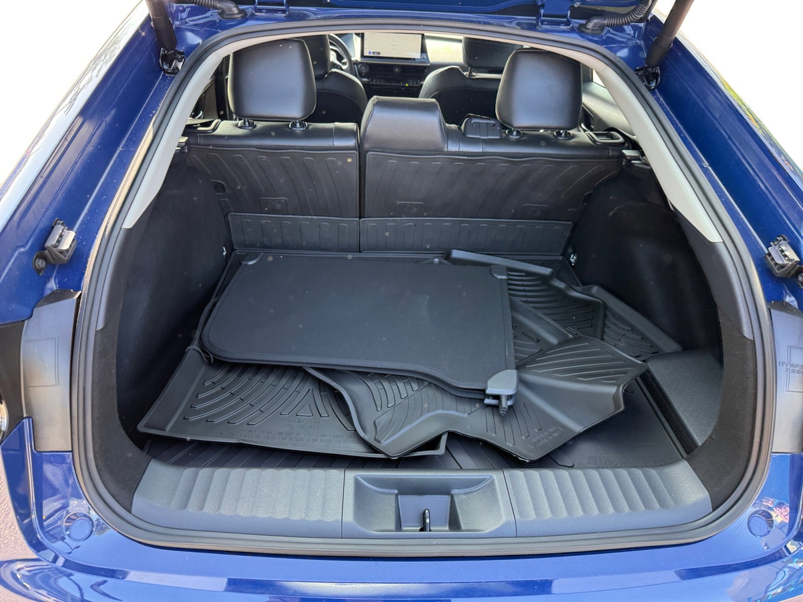 Used 2024 Toyota Prius Limited image 17