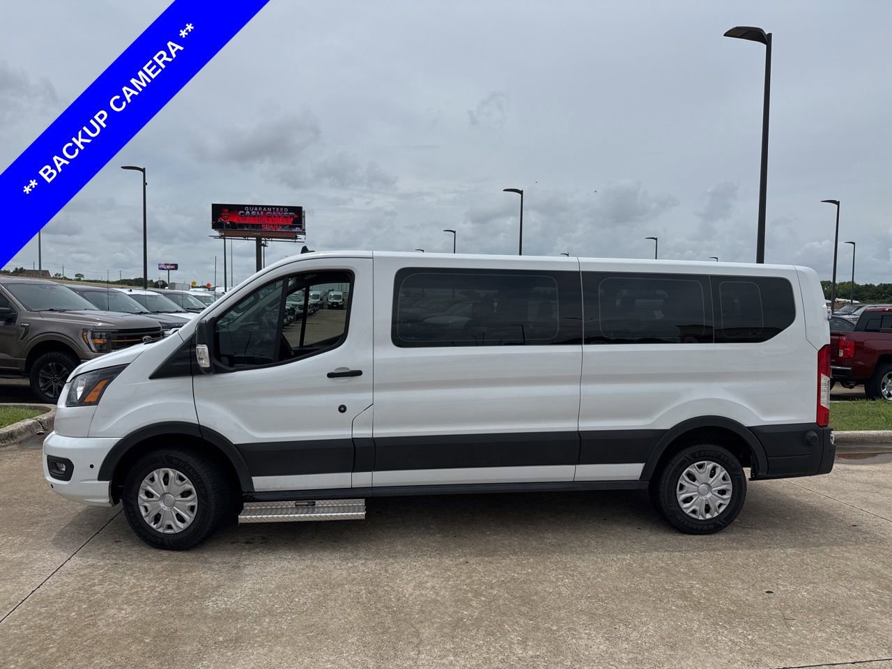 Used 2024 Ford Transit 350 XLT RWD image 3