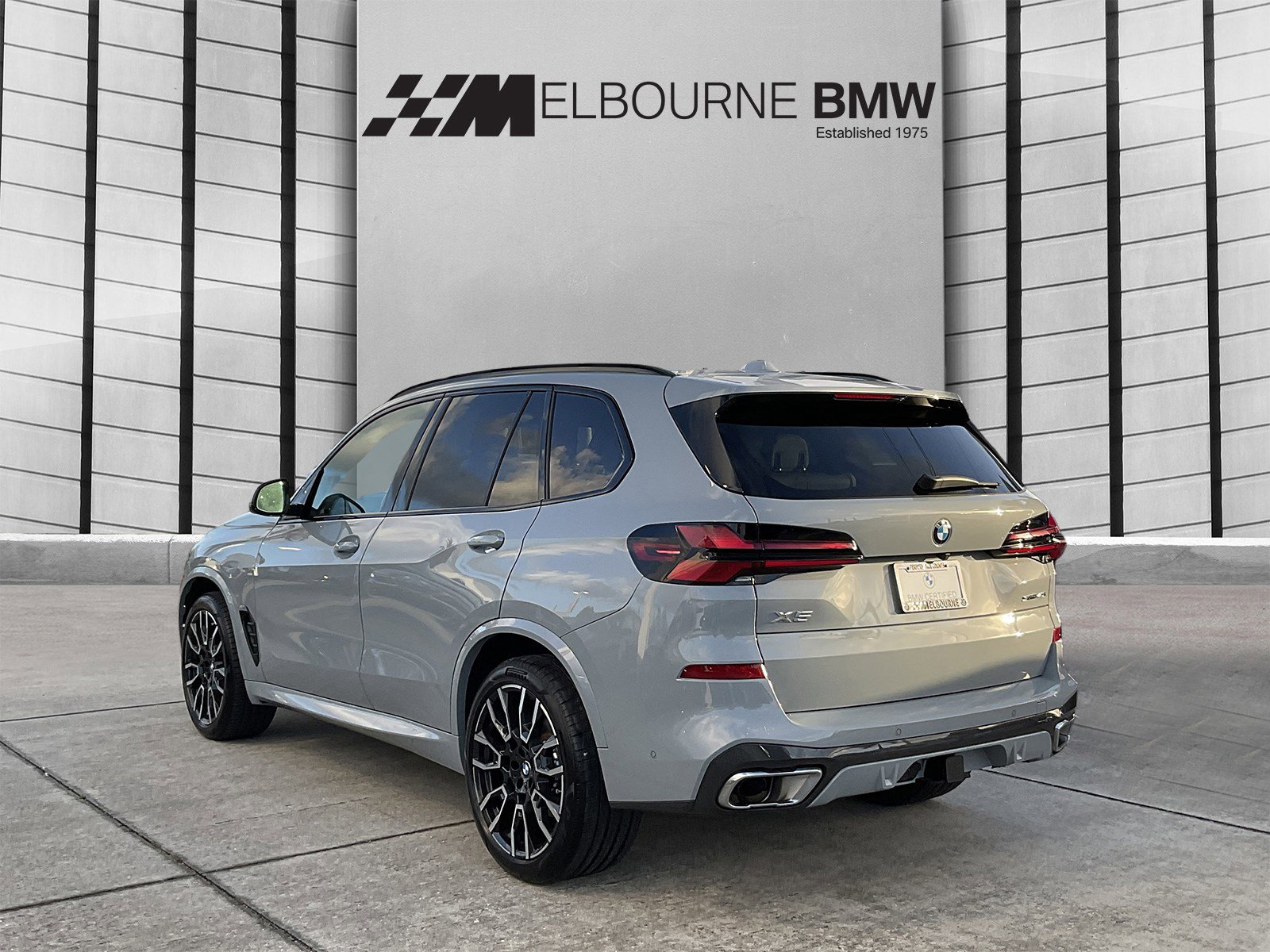 Certified 2024 BMW X5 sDrive40i w/ M Sport Package image 6