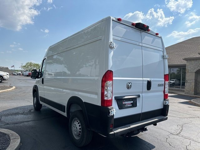 New 2024 RAM ProMaster 1500 w/ Safety Group FWD image 9