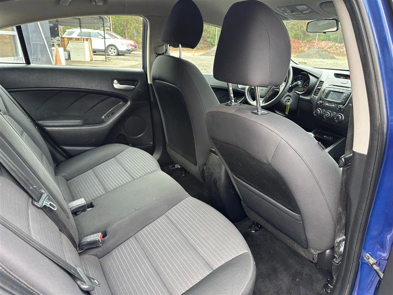 Used 2017 Kia Forte LX w/ LX Popular Package image 18