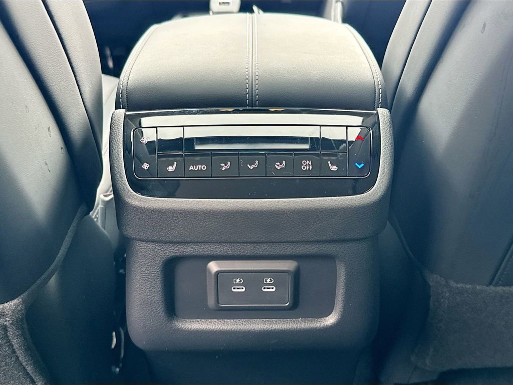 Used 2026 INFINITI QX60 Luxe w/ Cargo Package image 28