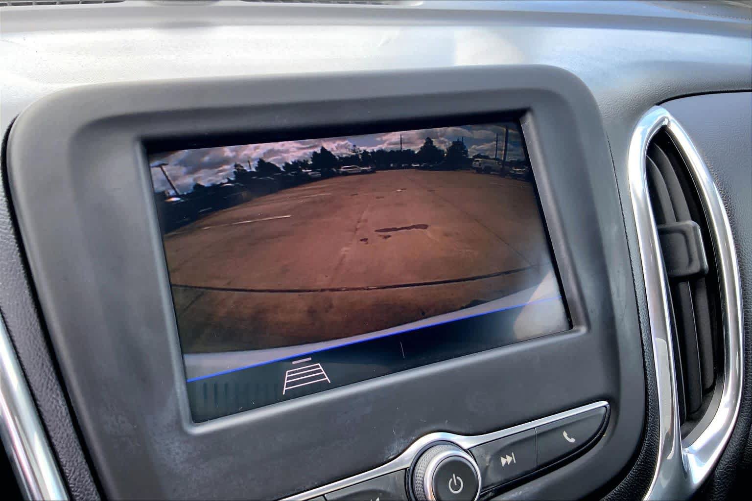 Used 2020 Chevrolet Equinox LT FWD image 27