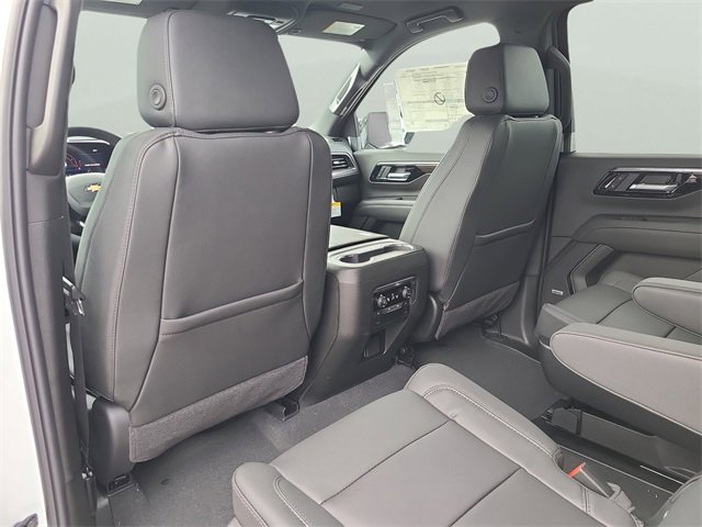 New 2026 Chevrolet Suburban LT image 16