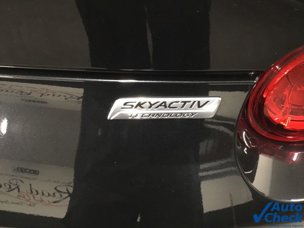 Used 2018 MAZDA MX-5 Miata RF Grand Touring image 26