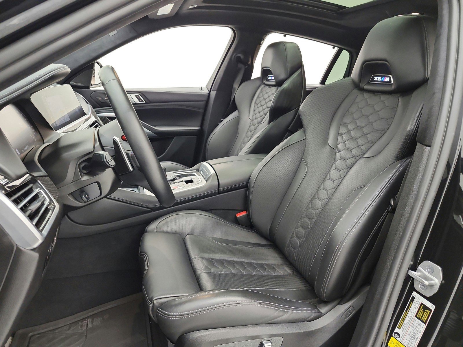 Used 2023 BMW X6 M w/ Executive Package AWD/4WD image 15