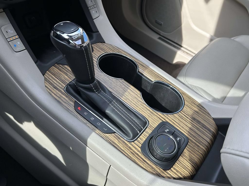 Used 2019 GMC Acadia Denali w/ Technology Package AWD/4WD image 25