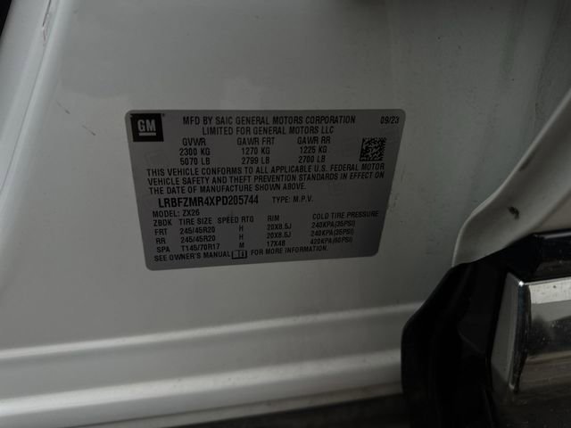 Used 2023 Buick Envision Preferred w/ Sport Touring Package image 32