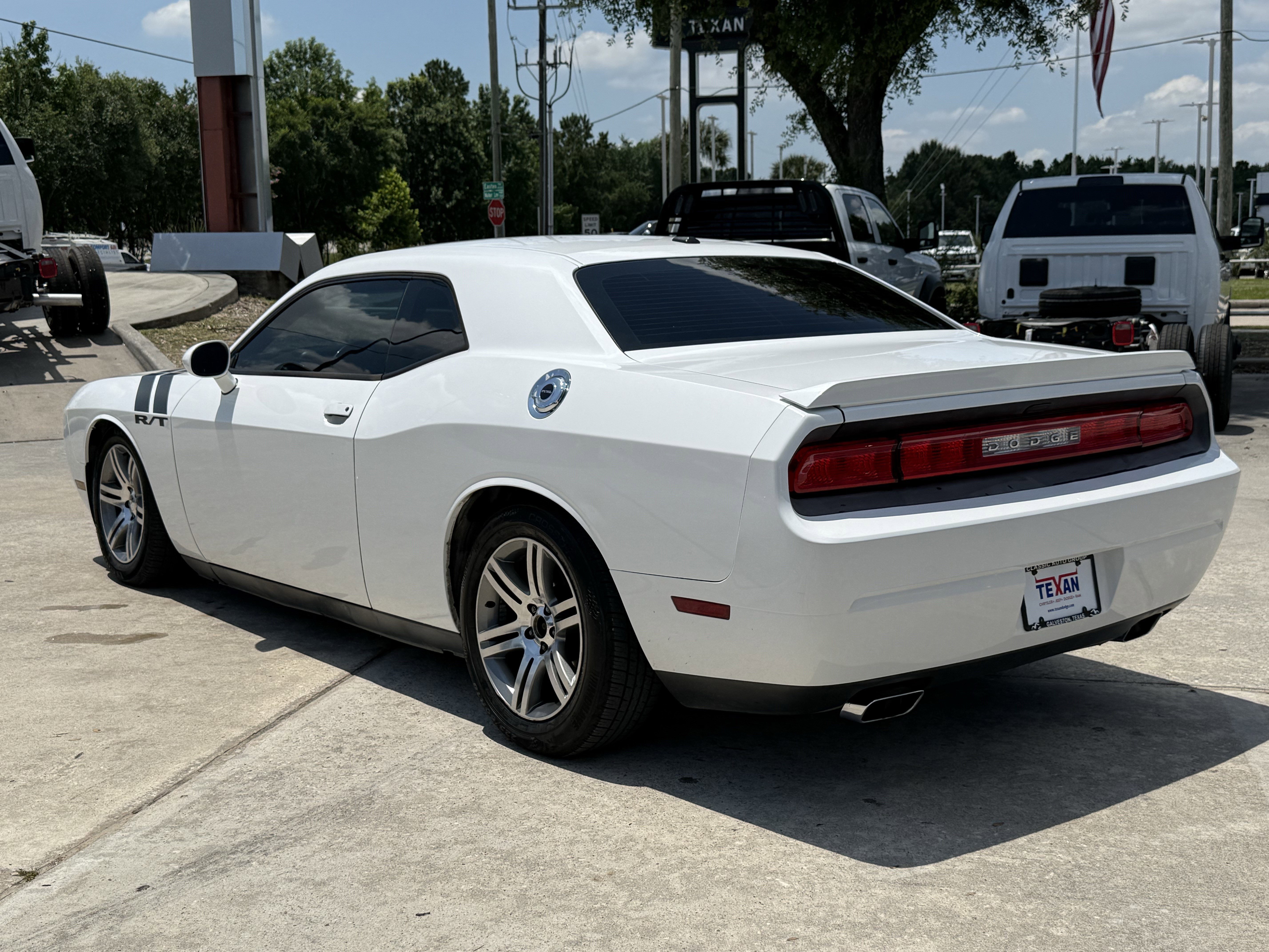 Used 2012 Dodge Challenger R/T Plus RWD image 7