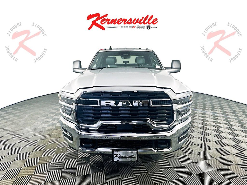 New 2026 RAM 3500 Tradesman w/ Chrome Appearance Group image 2