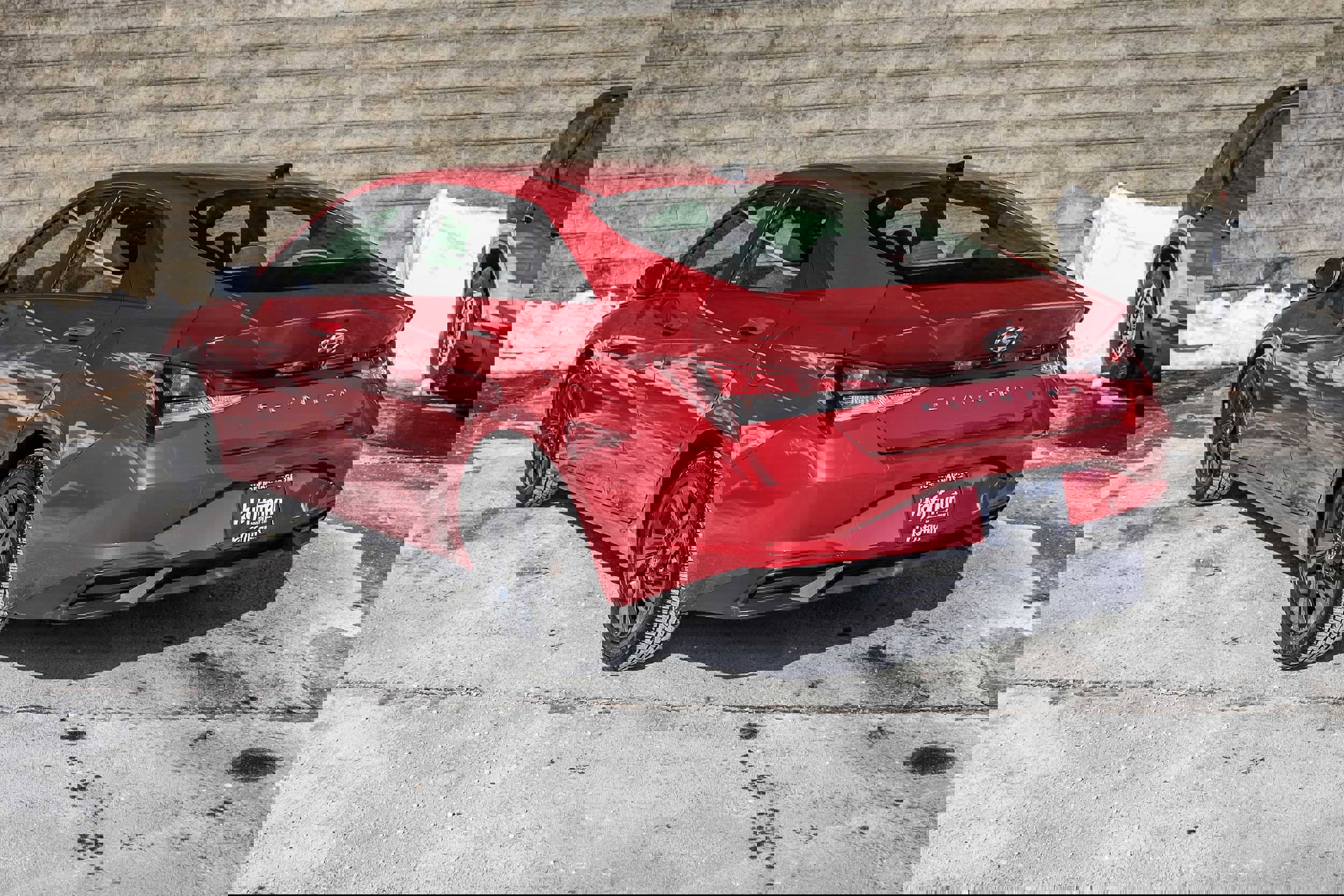 Used 2023 Hyundai Elantra SEL w/ Cargo Package image 9