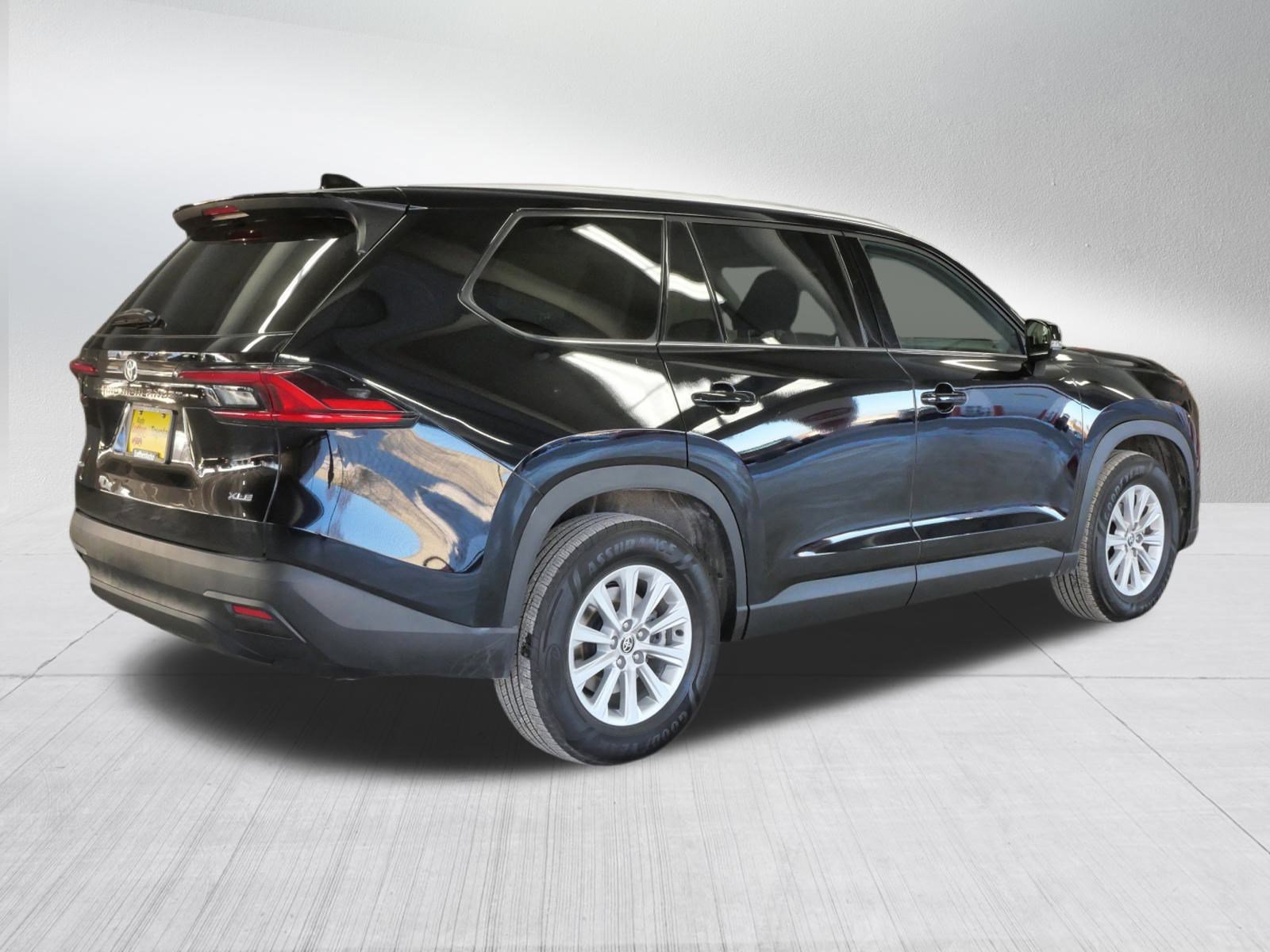 Certified 2025 Toyota Grand Highlander AWD image 8
