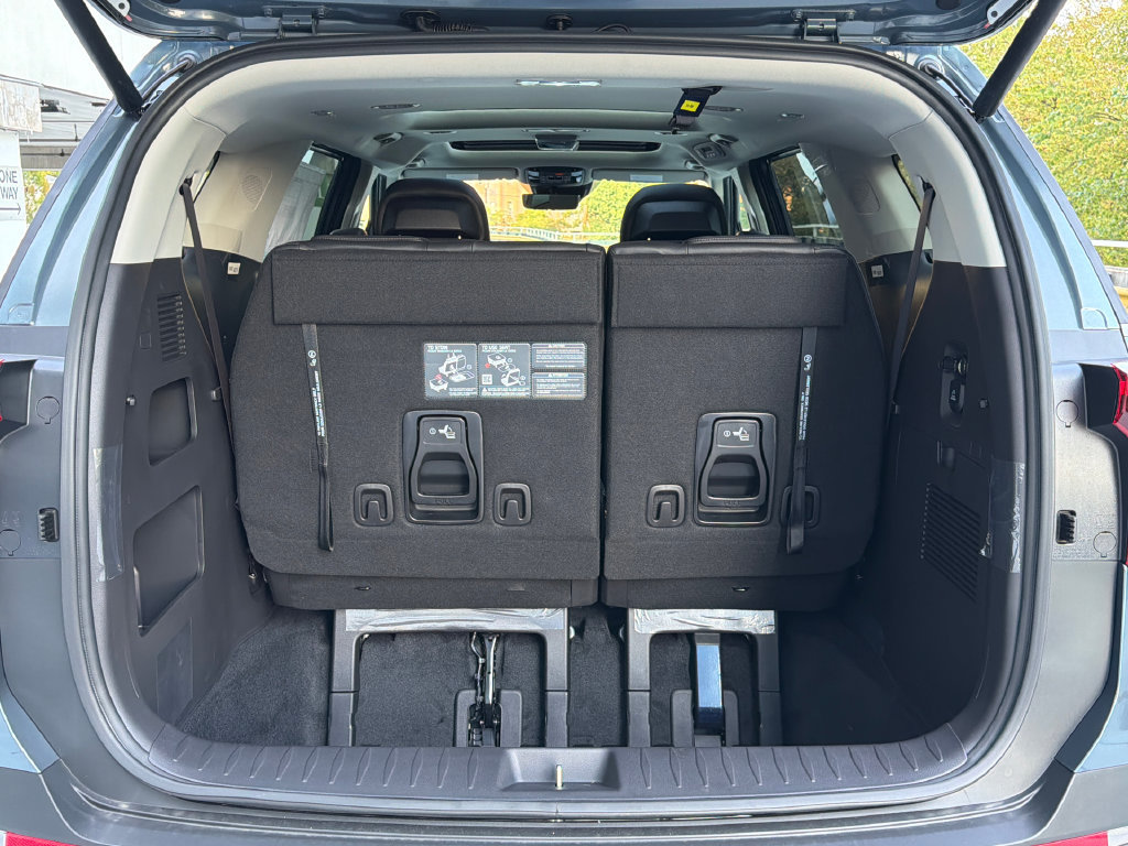 New 2027 Kia Carnival SX Prestige FWD image 6