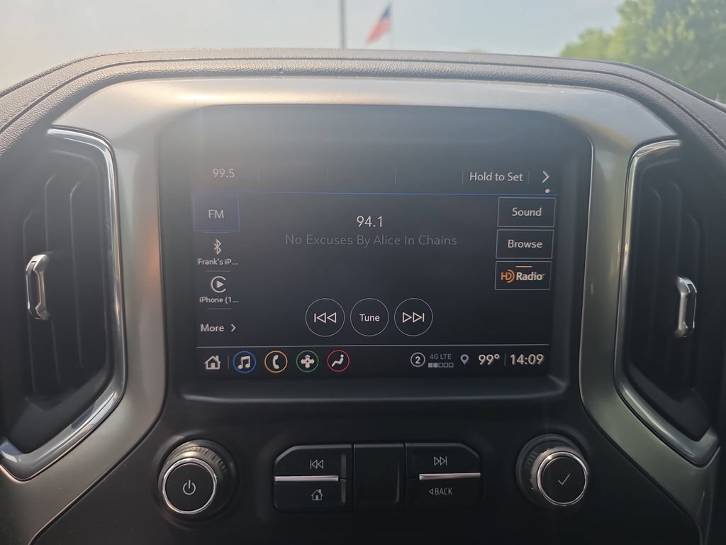 Used 2020 Chevrolet Silverado 1500 LT Trail Boss AWD/4WD image 18