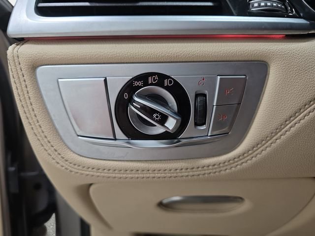 Used 2019 BMW 750i xDrive w/ Cold Weather Package AWD/4WD image 24