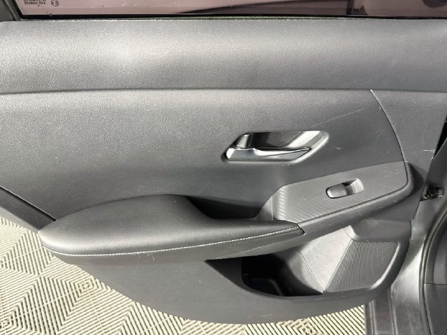 Used 2020 Nissan Sentra SV FWD image 23