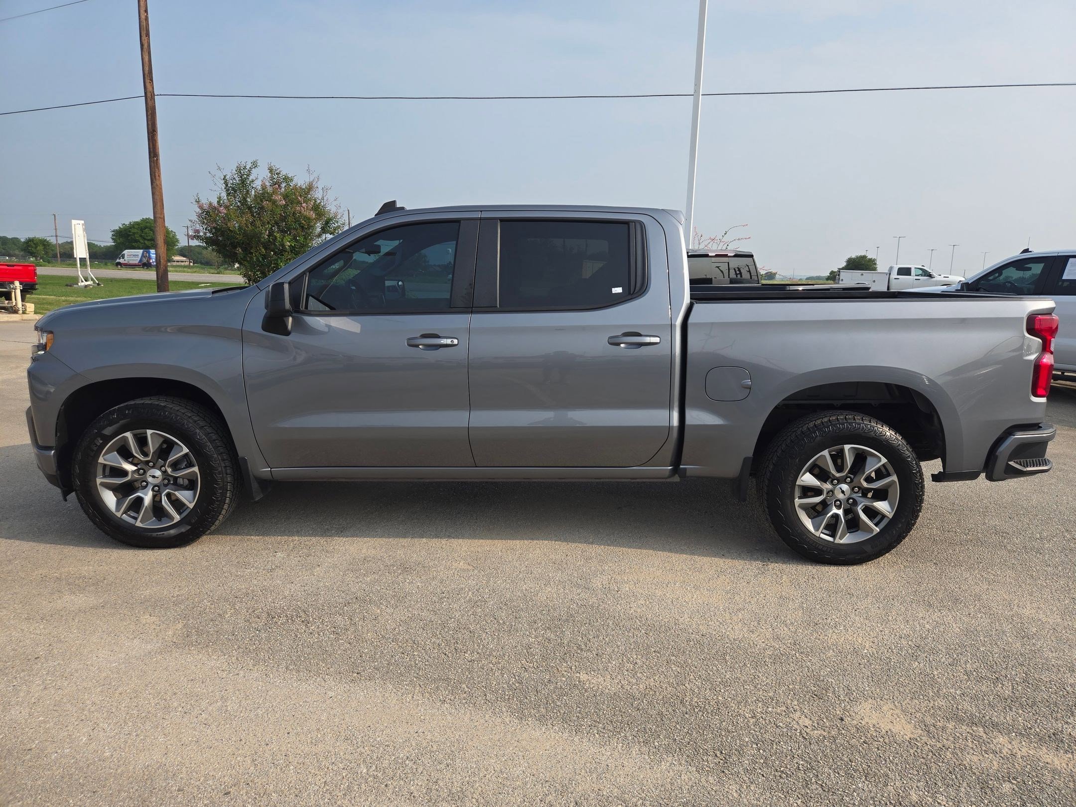 Used 2022 Chevrolet Silverado 1500 RST RWD image 6