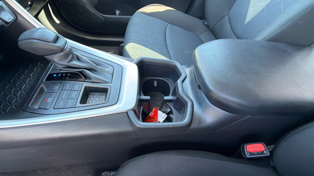 Certified 2025 Toyota RAV4 XLE AWD/4WD image 13