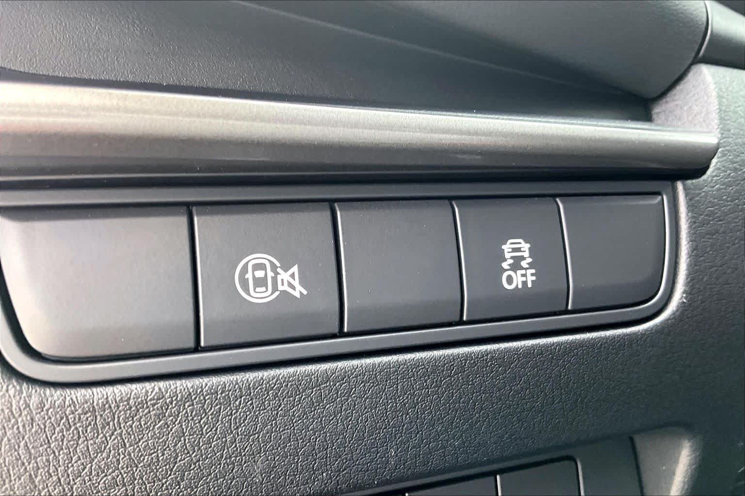 Used 2025 MAZDA MAZDA3 s FWD image 31