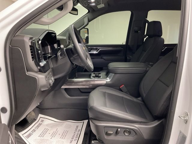 Certified 2026 Chevrolet Silverado 2500 LTZ w/ LTZ Convenience Package image 14