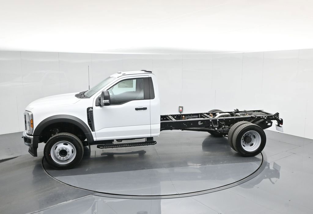 New 2025 Ford F550 XL image 36