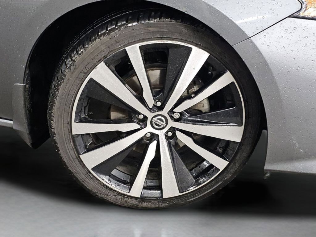 Used 2020 Nissan Altima 2.5 SR w/ Premium Package AWD/4WD image 18