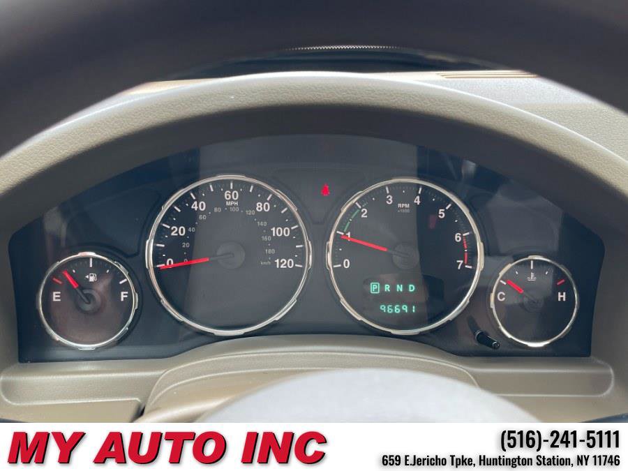 Used 2012 Jeep Liberty Sport image 18