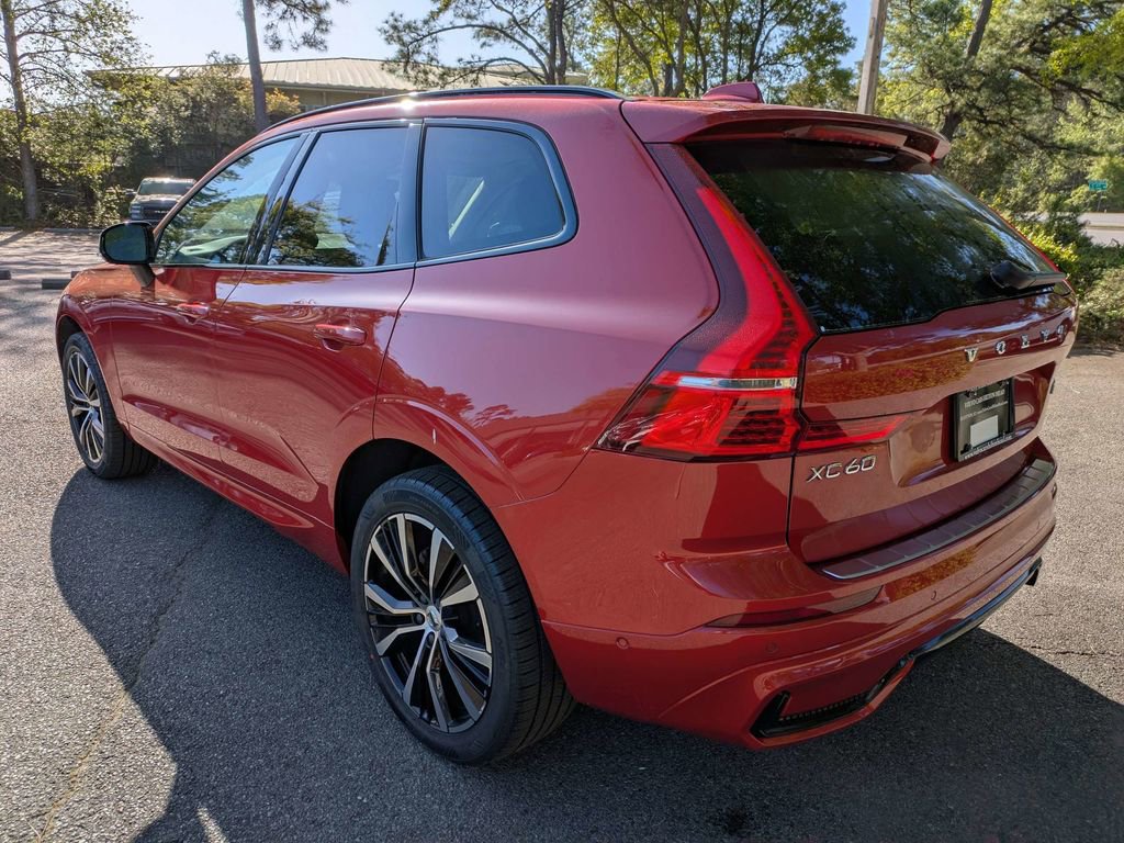 Used 2023 Volvo XC60 B5 Plus w/ Climate Package image 6