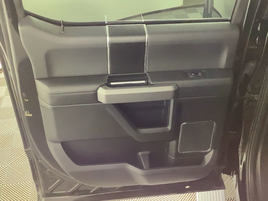 Used 2020 Ford F150 Platinum w/ Equipment Group 701A Luxury image 15