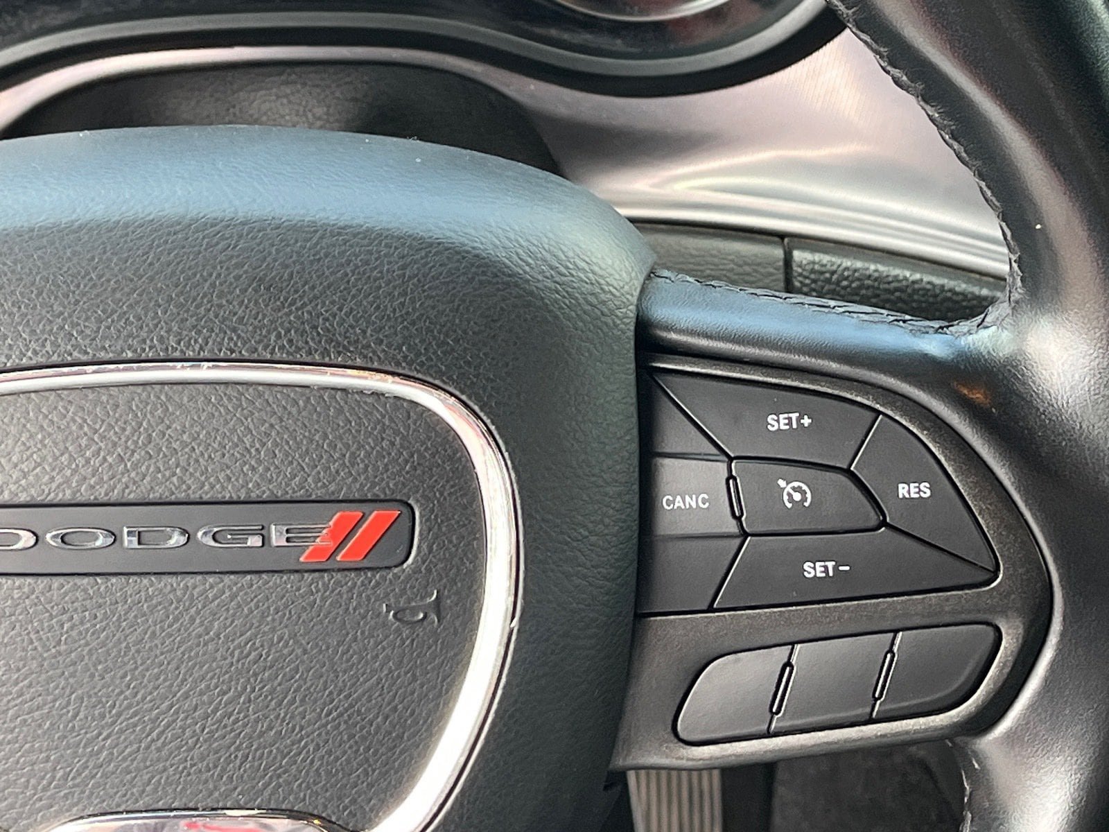 Used 2023 Dodge Challenger SXT RWD image 20