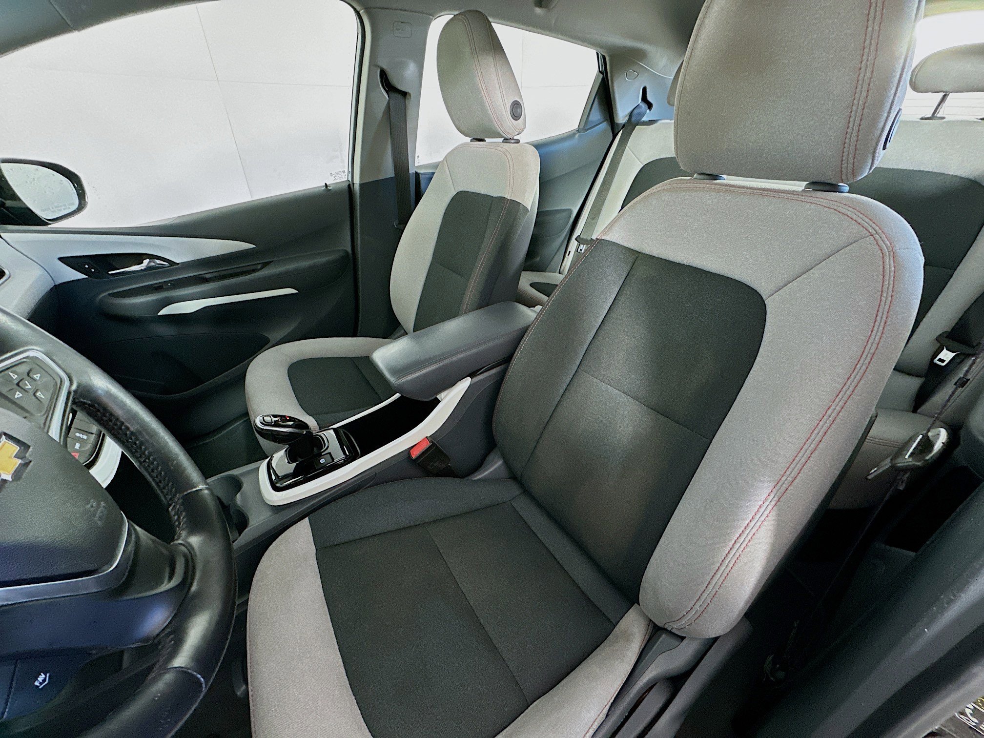 Used 2017 Chevrolet Bolt LT image 13