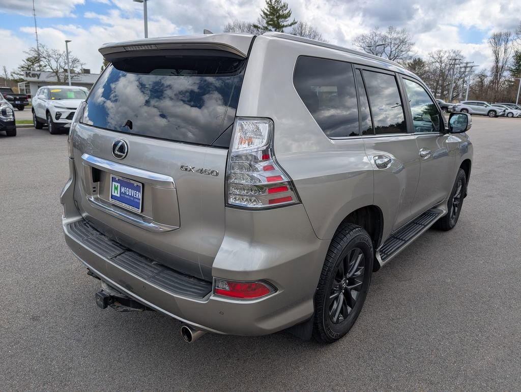 Used 2023 Lexus GX 460 Premium w/ Premium Package image 6