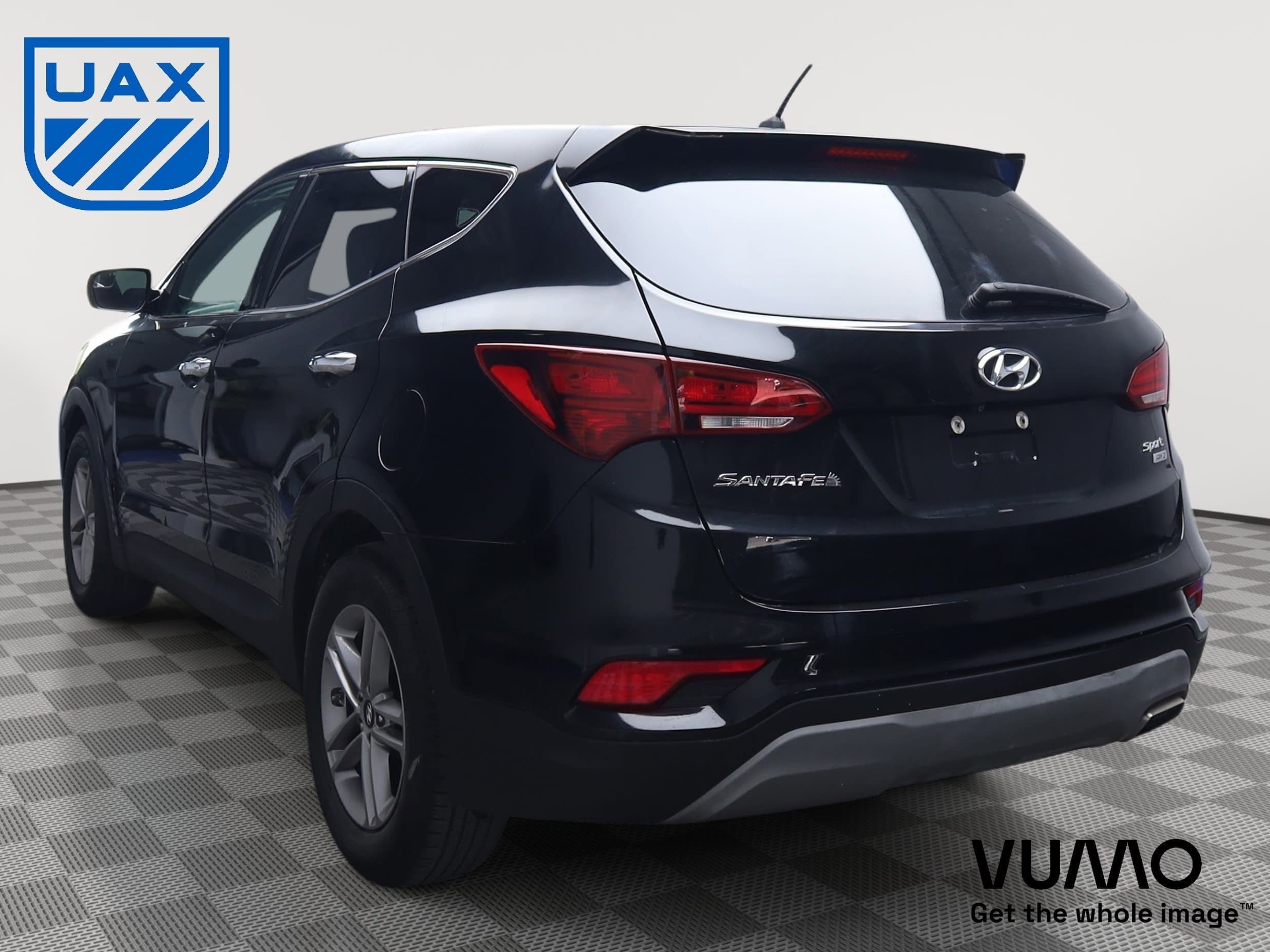 Used 2018 Hyundai Santa Fe Sport AWD/4WD image 2