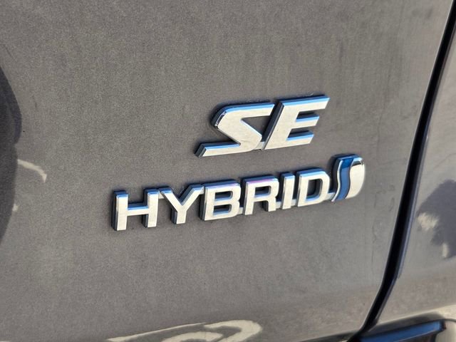 Used 2022 Toyota RAV4 SE image 31