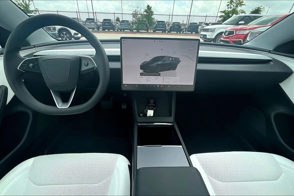 Used 2025 Tesla Model 3 Long Range image 18