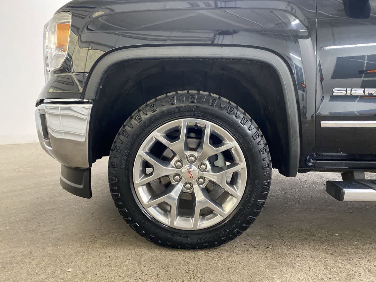 Used 2015 GMC Sierra 1500 SLT w/ SLT Crew Cab Value Package image 12