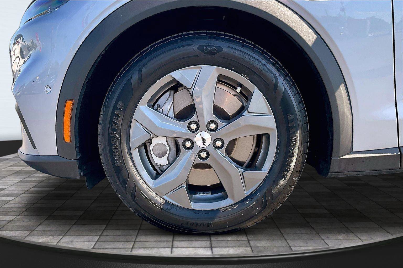 Used 2022 Ford Mustang Mach-E Select w/ Comfort/Technology Package RWD image 10