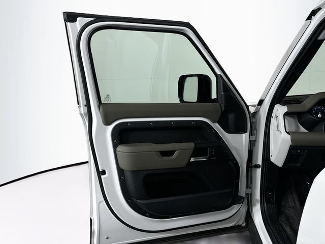 New 2025 Land Rover Defender 110 S AWD/4WD image 11