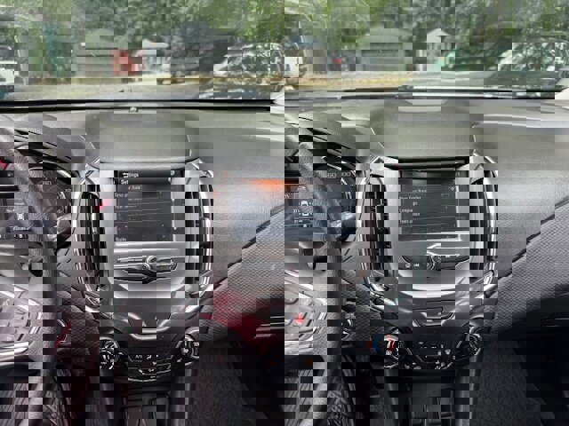 Used 2017 Chevrolet Cruze LT w/ Convenience Package image 11