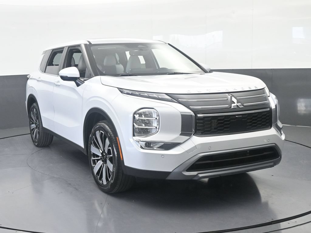 New 2026 Mitsubishi Outlander SE FWD image 9